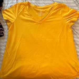 Torrid size 1 t shirt
